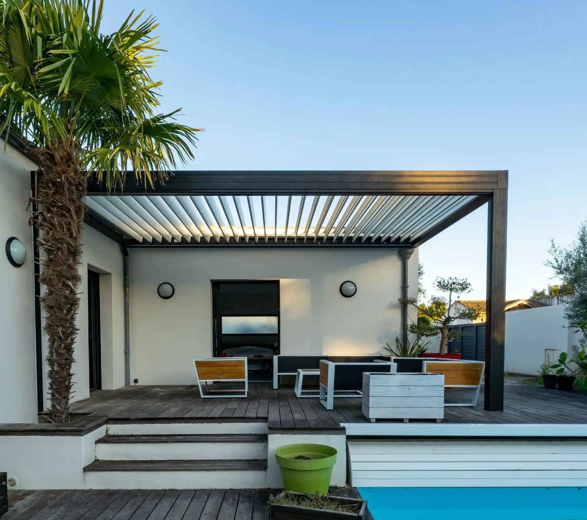 pergola bioclimatique millet oi