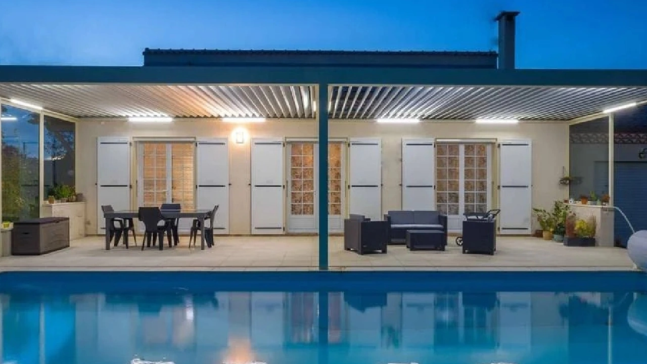 Comment choisir une pergola avec une bonne étanchéité à La Réunion ?