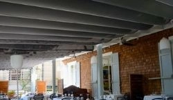 La pergola Azur du restaurant la Villa Angélique