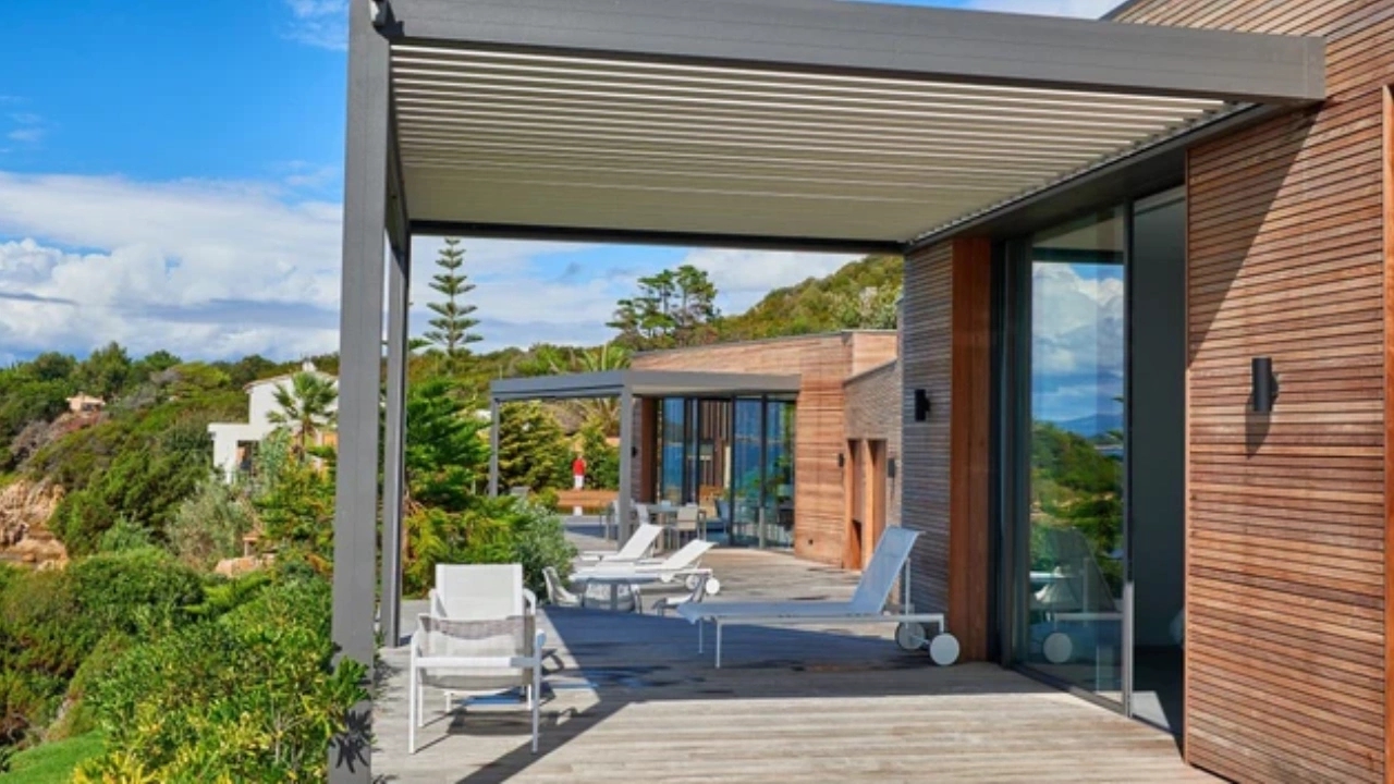 Pergola bioclimatique adossée : description, avantages et inconvénients