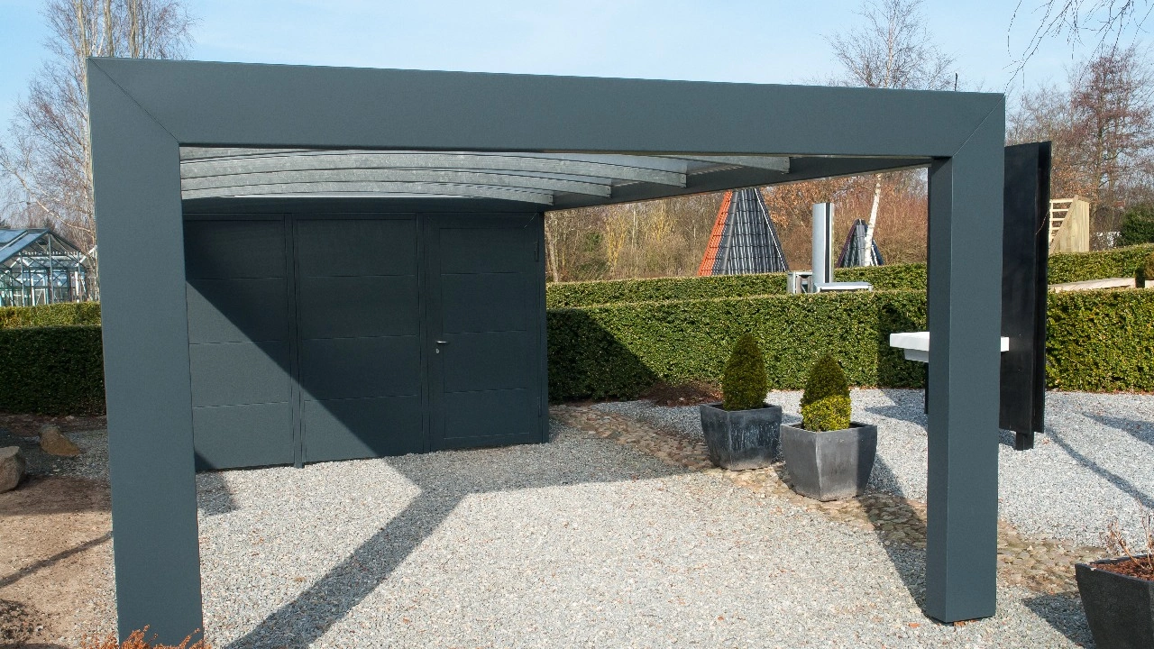 Pourquoi installer une pergola pour protéger ma voiture ?