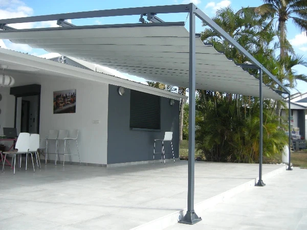 pergola retractable manuelle