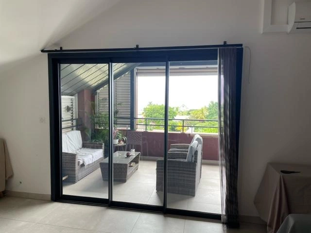 1 store bandes verticales st leu