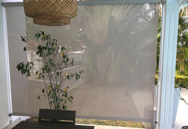 realisation-store-bras-americain-toile-micro-perforee5