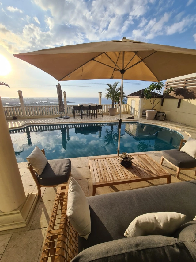 1d4ceb54-c384-42e8-8168-9295ec74e170