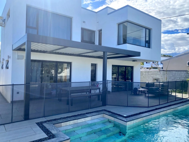 3 TECHNAL RAVINE DES CABRIS