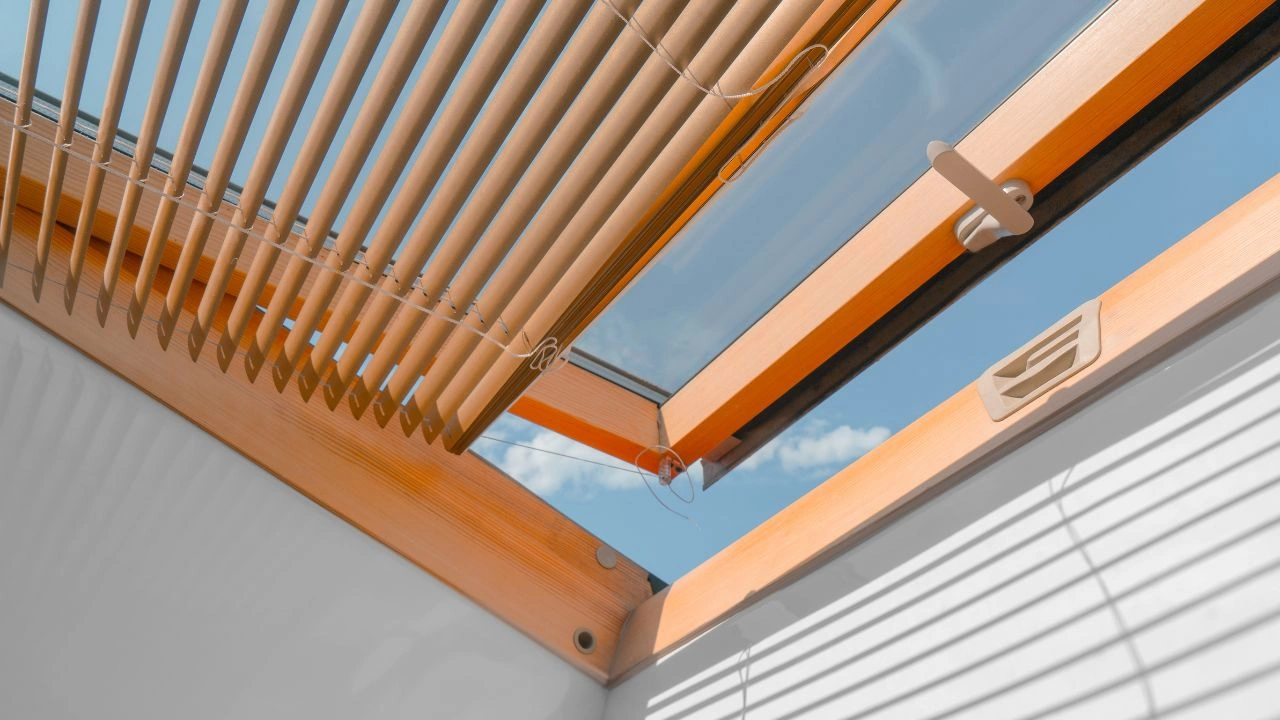 Quel store intérieur choisir pour son velux ?