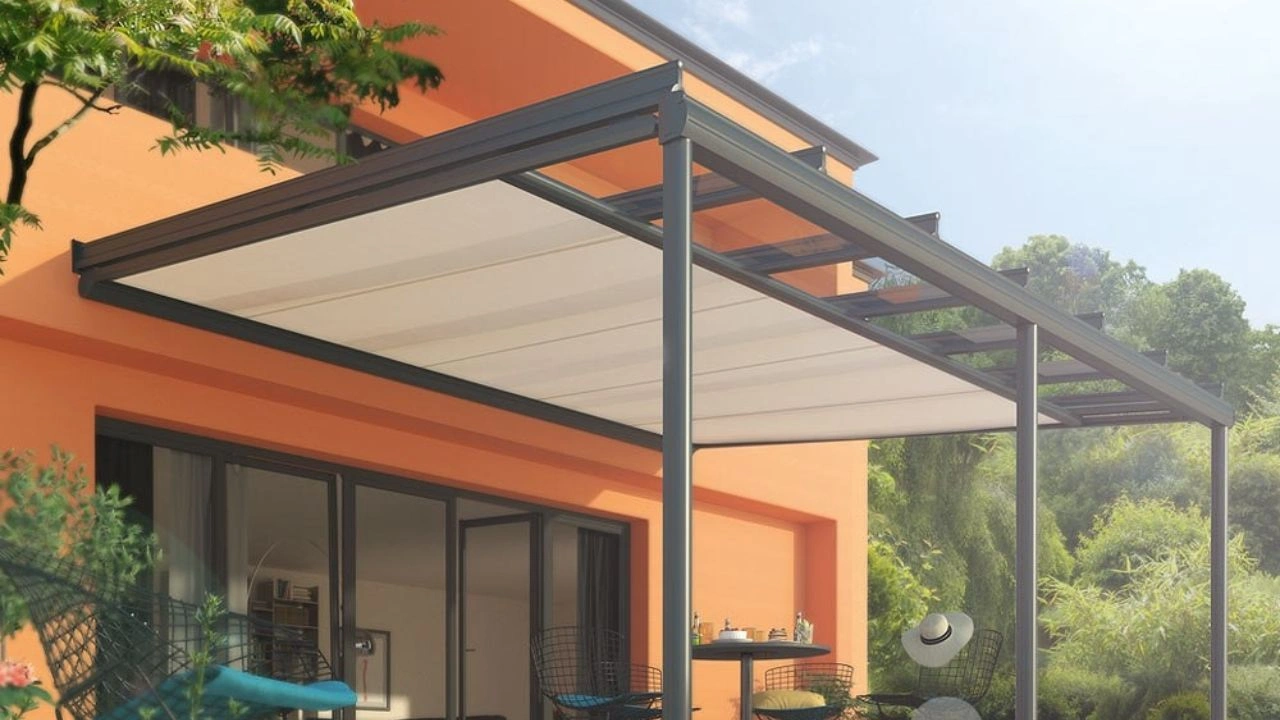 Comment fixer un store d’extérieur à la toiture de sa véranda ?