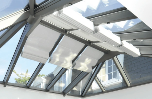 Store interieur velum toiture interieur
