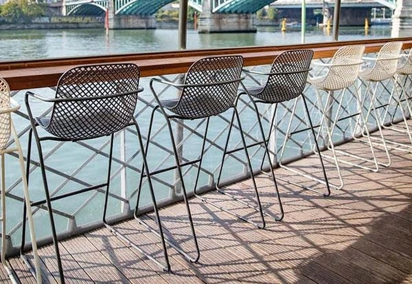 mobilier-restaurant-chaises-de-bar