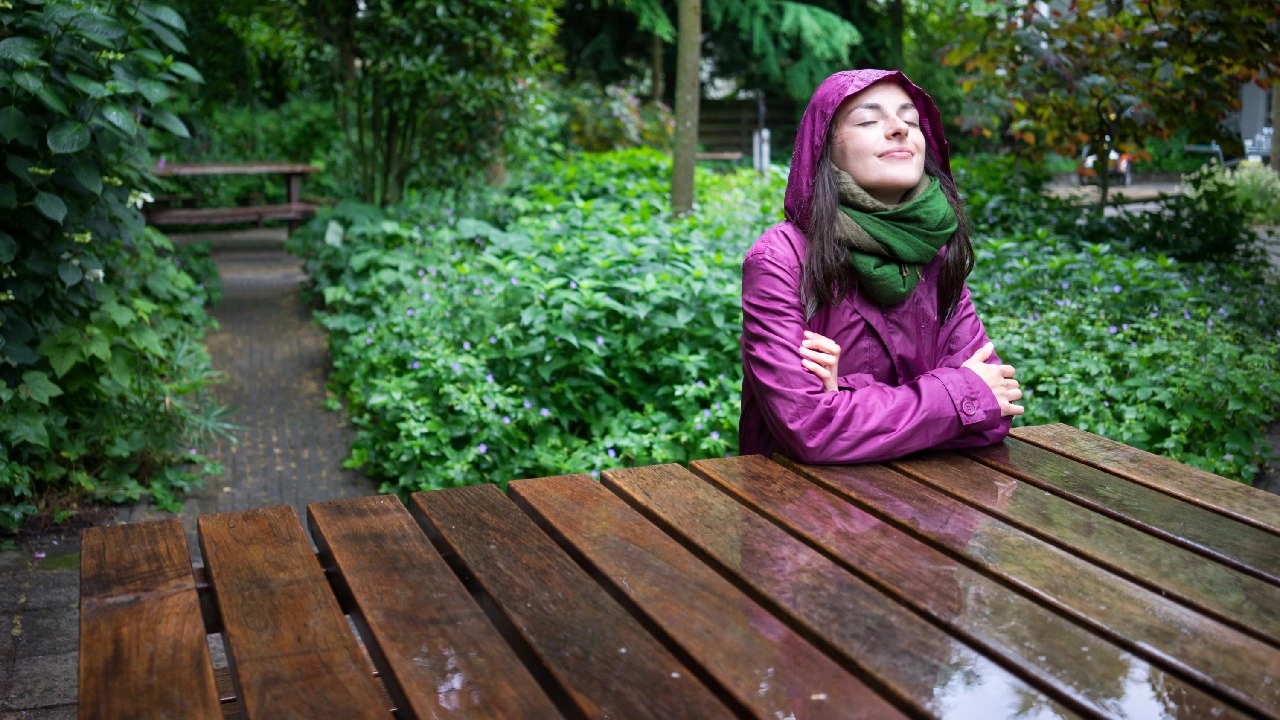 Comment choisir un mobilier de jardin résistant aux pluies et intempéries ?