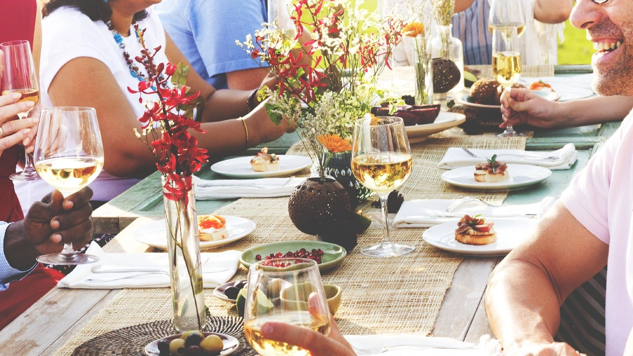 Mobilier de jardin, choisir sa table extérieure