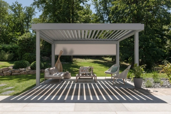 pergola bioclimatique grise