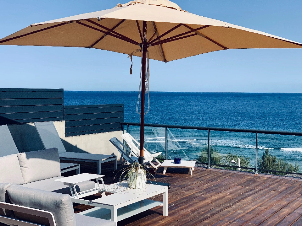 Le Parasol LIPARI UNOPIU’ chez nos clients à la Réunion !