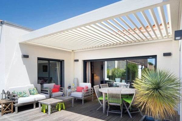 pergola-bioclimatique-prix-terrassement
