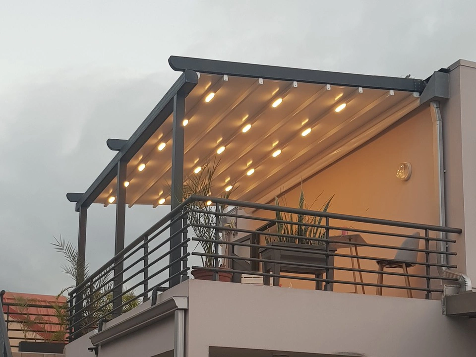 Nouvelle Réalisation Pergola à toile rétractable motorisée