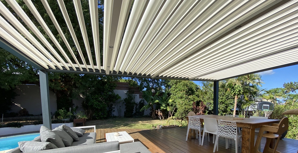 Pergolas, Parasols, Stores... Comment choisir ?
