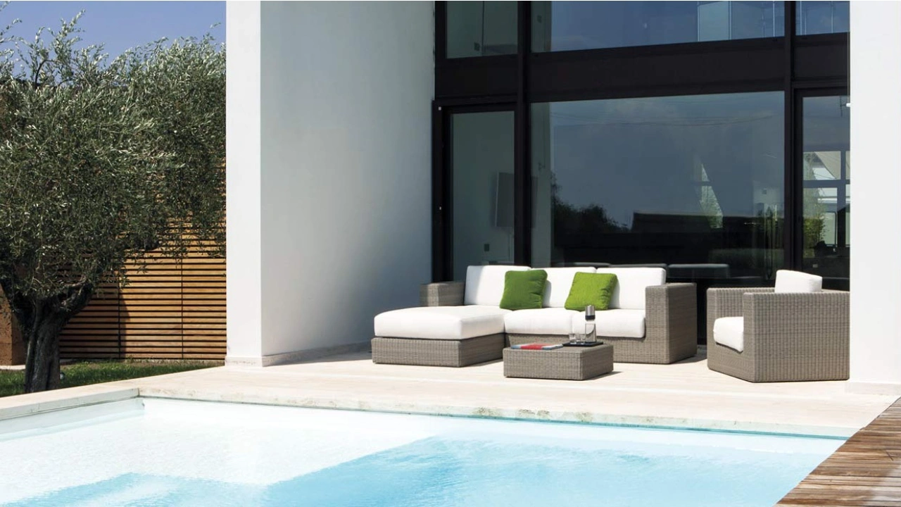 Comment choisir son salon extérieur qui résiste au soleil ?